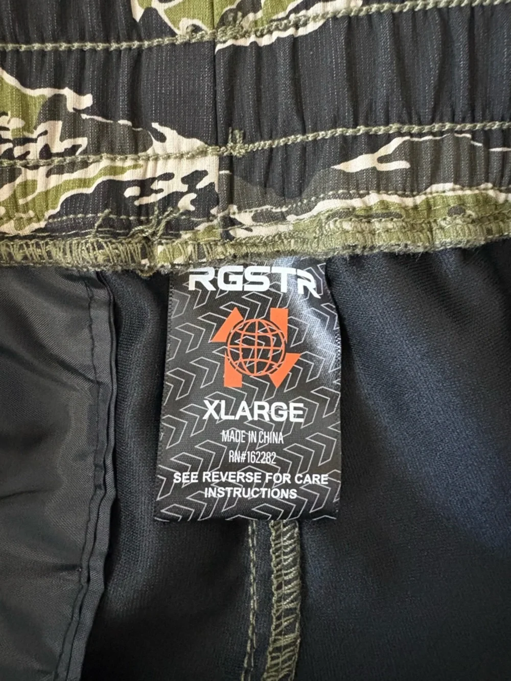 NWT RGSTR Tech Cargo Pants Tiger Camo Prints Men’s XL Streetwear Pockets - Picture 9 of 14